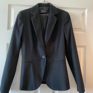 Zara black blazer in small